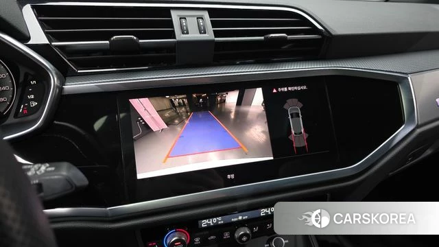 Audi Q3 (F3) 2023 Белый из Кореи, фото 6