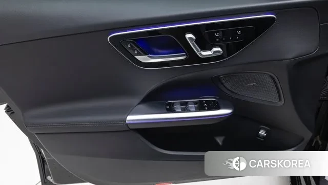 Mercedes-Benz C-Class W206 2025 Черный из Кореи, фото 6