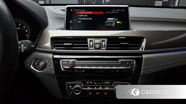 BMW X1 (F48) 2021 Белый из Кореи, фото 6