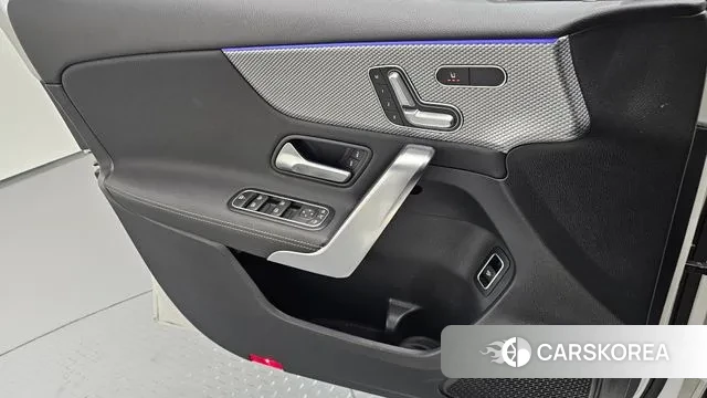 Mercedes-Benz A-Class W177 2021 Белый из Кореи, фото 6