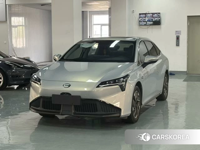 Aian AION S 2023 Серебристо-серый из Китая, фото 6