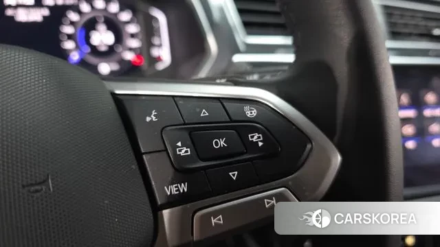 Volkswagen Tiguan second Generation 2022 Белый из Кореи, фото 6