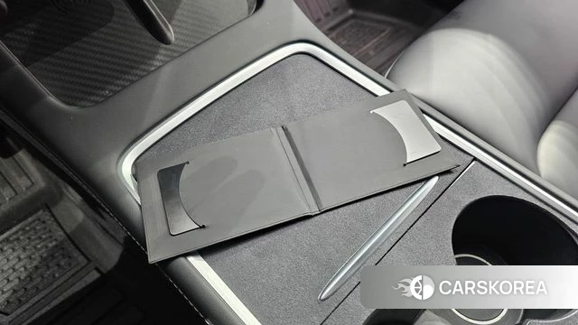 Tesla Model Y 2023 Белый из Кореи, фото 6
