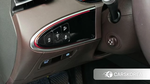 Genesis GV70 2023 Белый из Кореи, фото 6