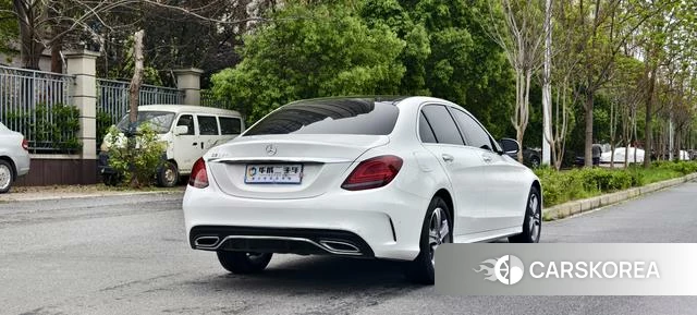Mercedes-Benz Class C 2021 Белый из Китая, фото 6