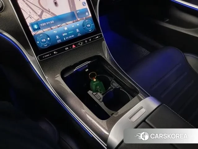 Mercedes-Benz C-Class W206 2022 Белый из Кореи, фото 6