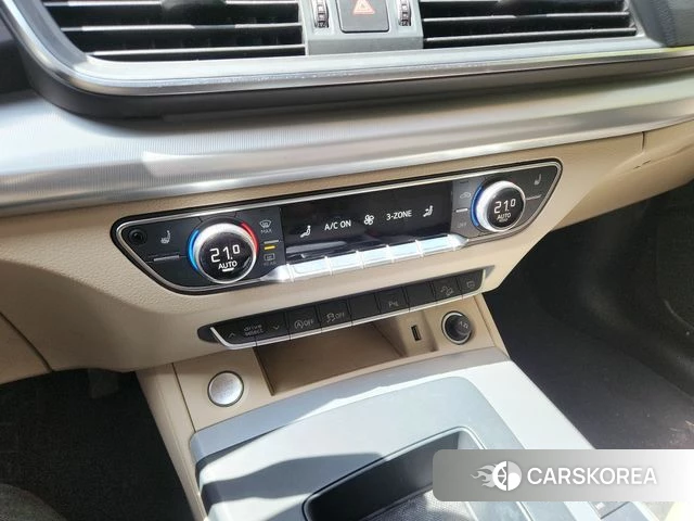 Audi Q5 (FY) 2021 Черный из Кореи, фото 6