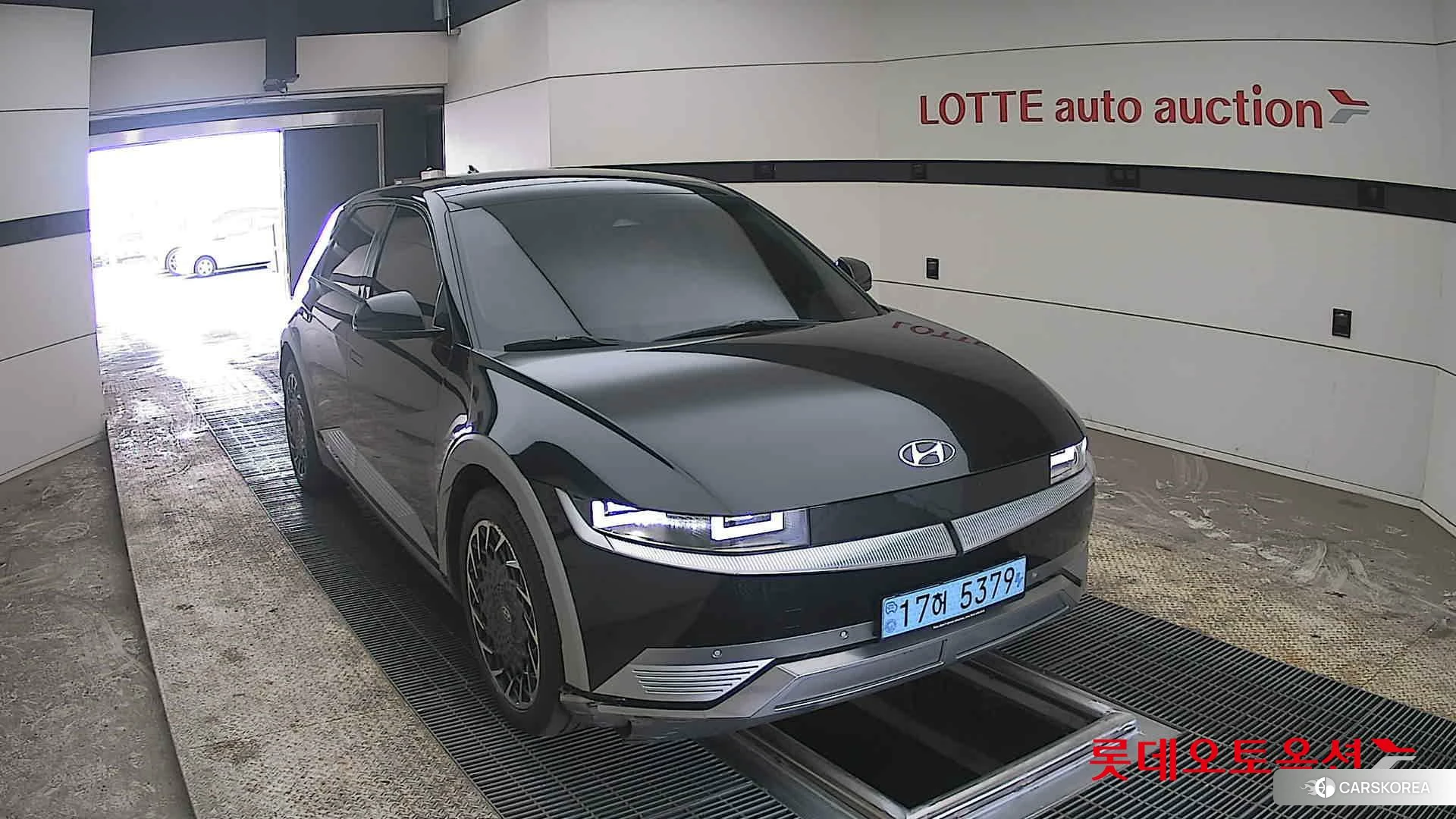 Hyundai IONIQ 5 2022 Phantom Black Pearl из Кореи, фото 6