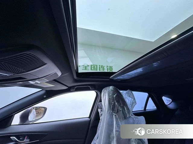 Mazda CX-4 2023 Белый из Китая, фото 6