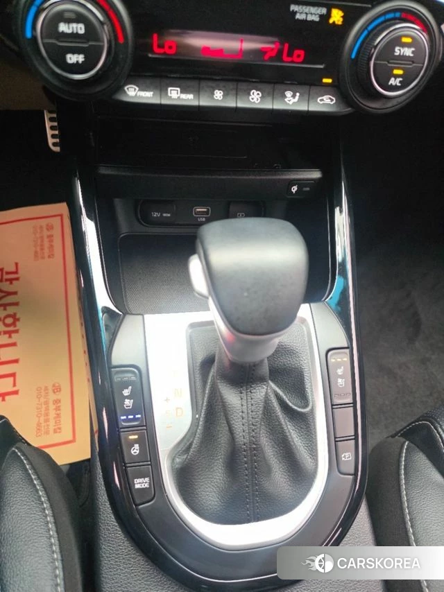 Kia The New K3 2nd generation 2023 Белый из Кореи, фото 6