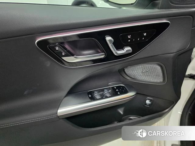 Mercedes-Benz C-Class W206 2026 Белый из Кореи, фото 6