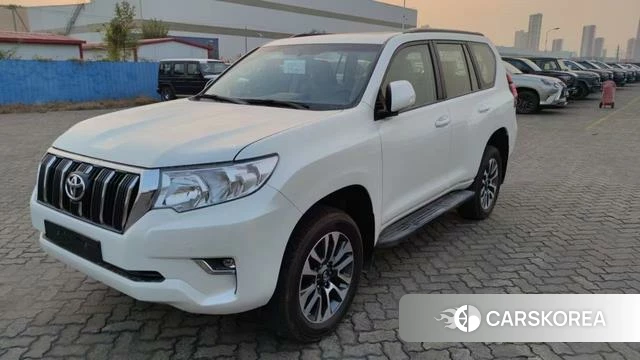 Toyota Prado (imported) 2024 Белый из Китая, фото 6
