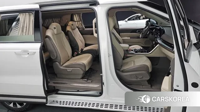 Kia Carnival 4th generation 2023 Белый из Кореи, фото 6