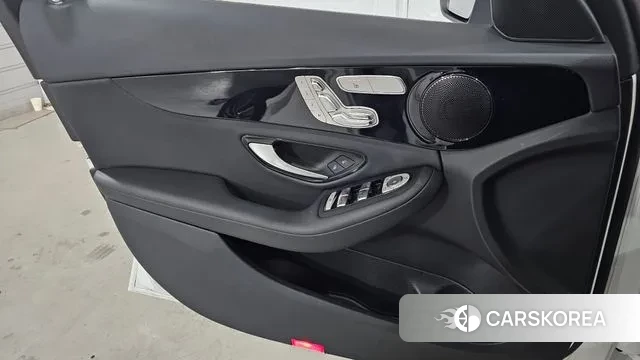 Mercedes-Benz C-Class W205 2019 Белый из Кореи, фото 6