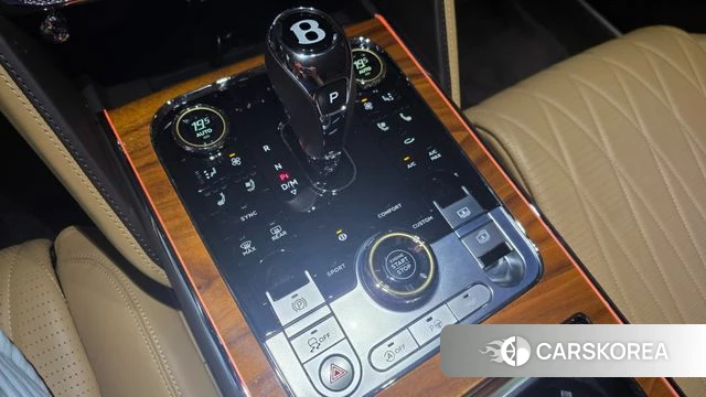Bentley Flying Spur 3rd Generation 2022 Белый из Кореи, фото 6