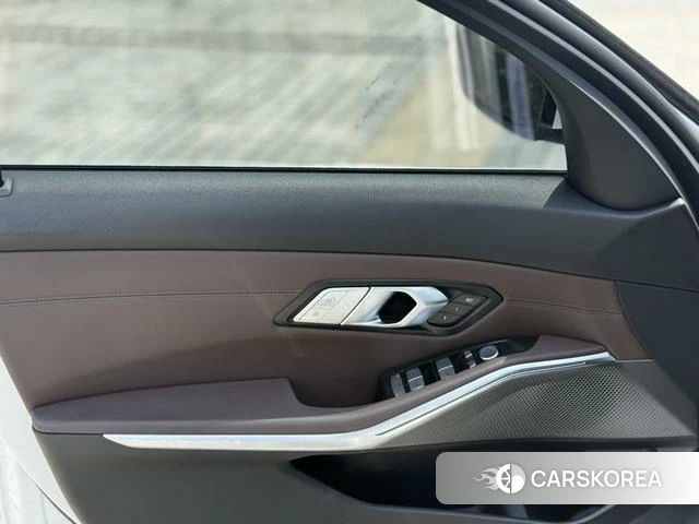BMW 3 series 2021 Белый из Китая, фото 6
