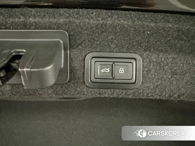 Audi A6 (C8) 2021 Черный из Кореи, фото 6