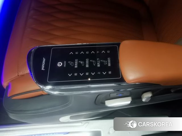 Toyota Saina 2023 Белый из Китая, фото 6