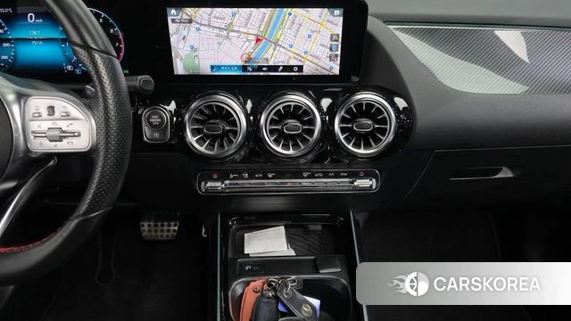 Mercedes-Benz GLA - Class H247 2021 Белый из Кореи, фото 6