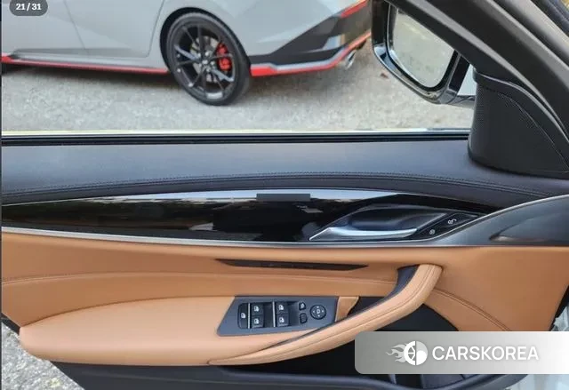 BMW 5 Series (G30) 2018 Белый из Кореи, фото 6