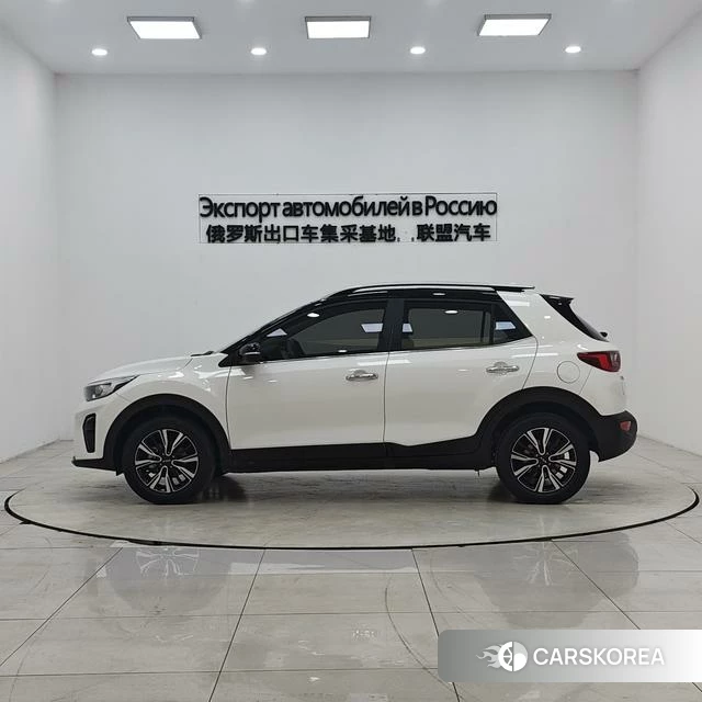 Kia Yi Ran 2021 Белый из Китая, фото 6