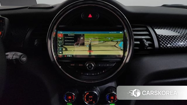 Mini Cooper SD 2018 Жемчужный цвет из Кореи, фото 6