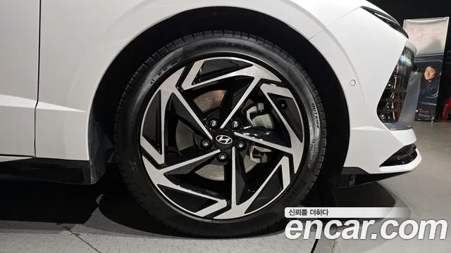 Hyundai Sonata D Edge Hybrid (DN8) 2023 Белый из Кореи, фото 6