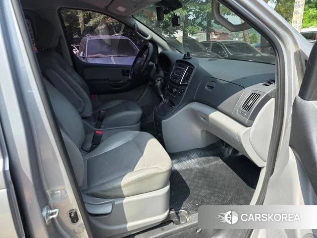 Hyundai The New Grand Starex id 4446629 из Кореи 6