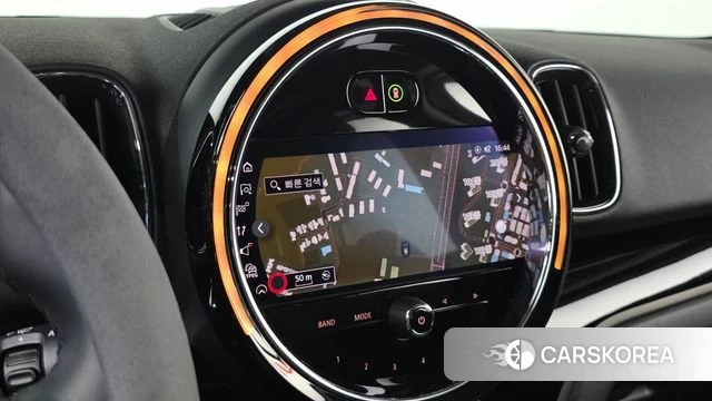 Mini Cooper Countryman 2021 Зеленый из Кореи, фото 6