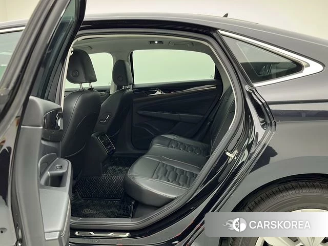 Volkswagen Passat 2021 Черный из Китая, фото 6