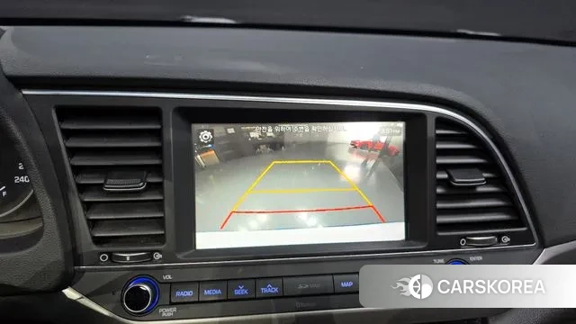 Hyundai Avante AD 2018 Белый из Кореи, фото 6