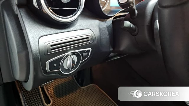 Mercedes-Benz C-Class W205 2020 Белый из Кореи, фото 6