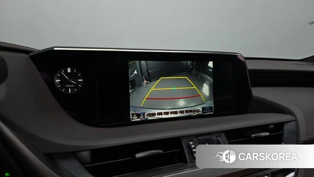 Lexus ES300h 7th generation 2021 Серый из Кореи, фото 6