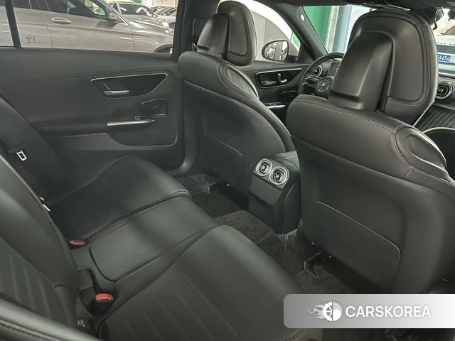 Mercedes-Benz Class C 2022 Белый из Китая, фото 6