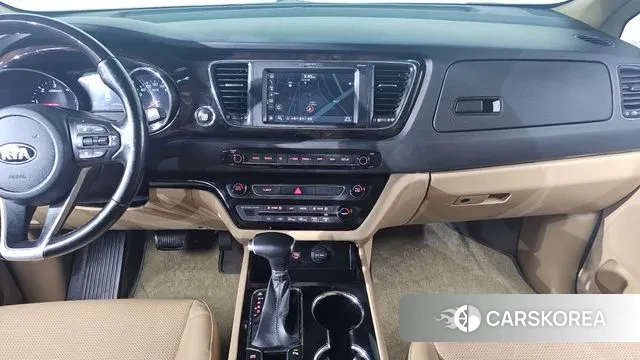 Kia The New Carnival 2018 Белый из Кореи, фото 6