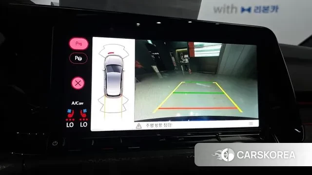 Volkswagen Golf 8th Generation 2024 Синий из Кореи, фото 6