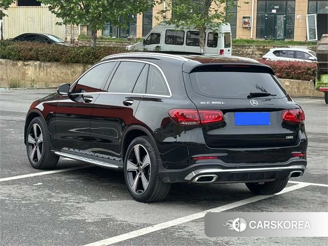 Mercedes-Benz GLC 2023 Черный из Китая, фото 6