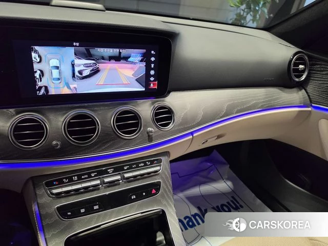 Mercedes-Benz E-Class W213 2023 Белый из Кореи, фото 6