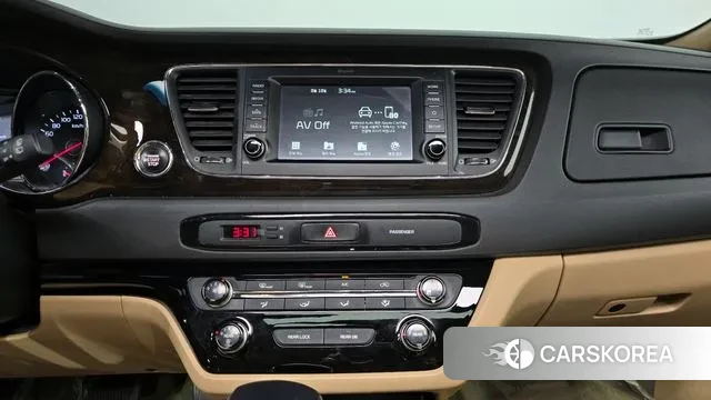 Kia The New Carnival 2018 Белый из Кореи, фото 6