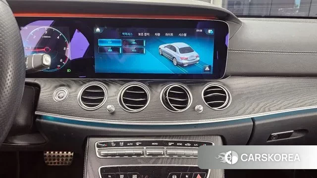 Mercedes-Benz E-Class W213 2021 Песочный из Кореи, фото 6