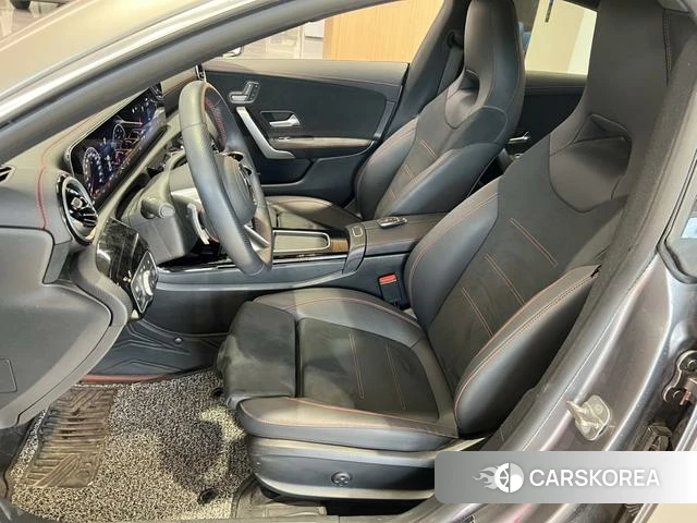Mercedes-Benz CLA (import) 2024 Серебристо-серый из Китая, фото 6