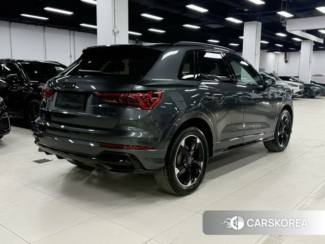 Audi Q3 2023 Темно-серый из Китая, фото 6