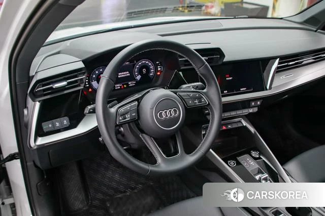 Audi A3 2023 Белый из Китая, фото 6