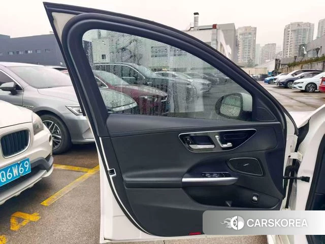 Mercedes-Benz Class C 2022 Белый из Китая, фото 6