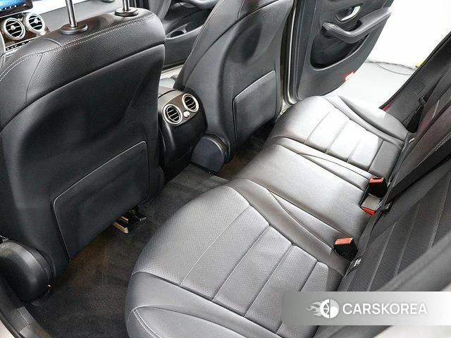 Mercedes-Benz GLC-Class X253 2020 Серебристо-серый из Кореи, фото 6