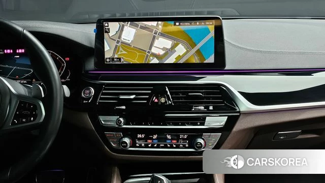 BMW 5 Series (G30) 2023 Черный из Кореи, фото 6