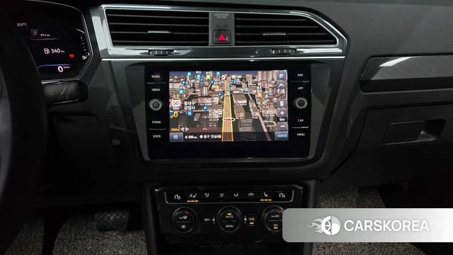 Volkswagen Tiguan second Generation 2020 Белый из Кореи, фото 6