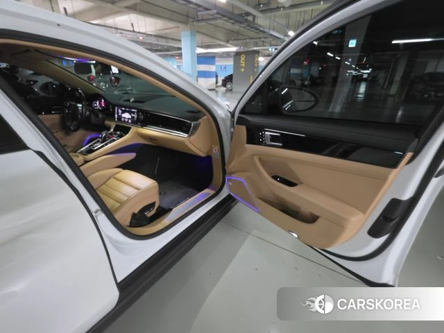 Porsche Panamera (971) 2018 Белый из Кореи, фото 6