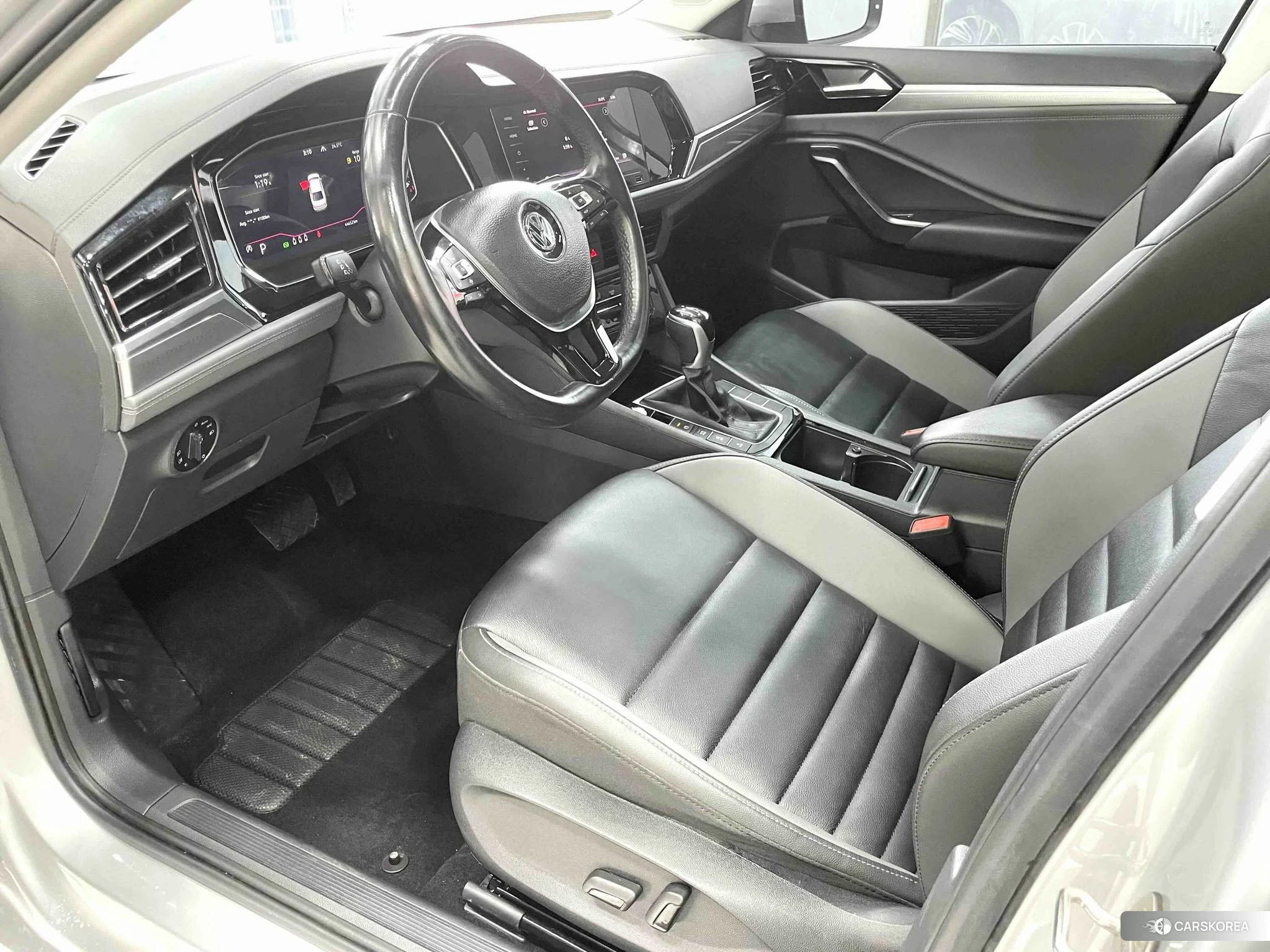 Volkswagen Sagitar 2022 Серебристо-серый из Китая, фото 6
