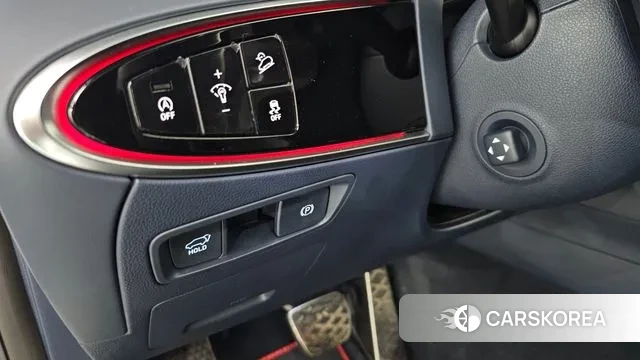 Genesis GV70 2023 Белый из Кореи, фото 6